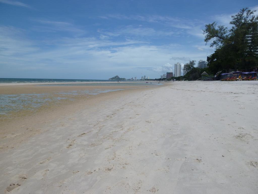 Апартаменты Baan San Dao Хуа Хин Номер фото